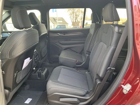 New 2026 Jeep Grand Cherokee L 4WD image 26