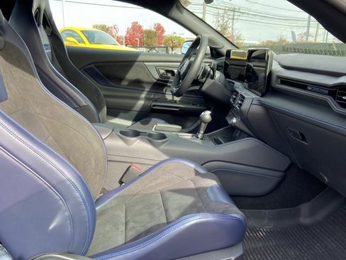 Used 2024 Ford Mustang Dark Horse image 25