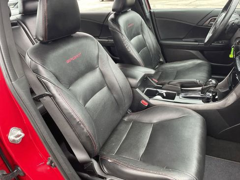 Used 2016 Honda Accord Sport image 14