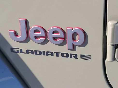 New 2026 Jeep Gladiator Rubicon image 8