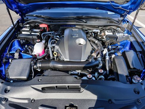 Used 2025 Lexus IS 300 image 18