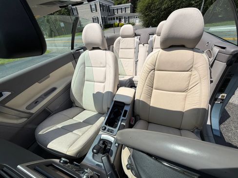 Used 2008 Volvo C70 T5 FWD image 14