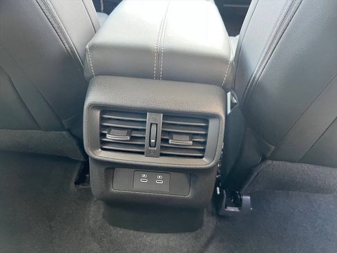Used 2025 Nissan Murano SV w/ Cargo Package AWD/4WD image 14