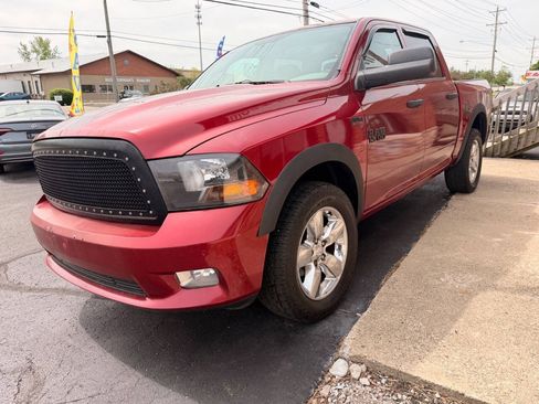 Used 2012 RAM 1500 Express w/ ST Popular Equipment Group AWD/4WD image 5