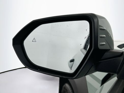 Used 2025 Hyundai Kona SEL image 16