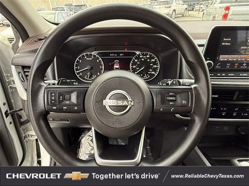 Used 2023 Nissan Rogue S image 13