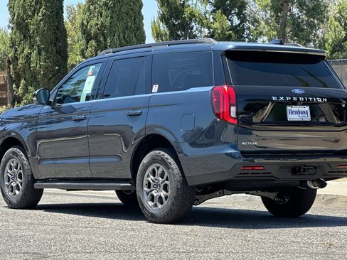 New 2026 Ford Expedition Active RWD image 6