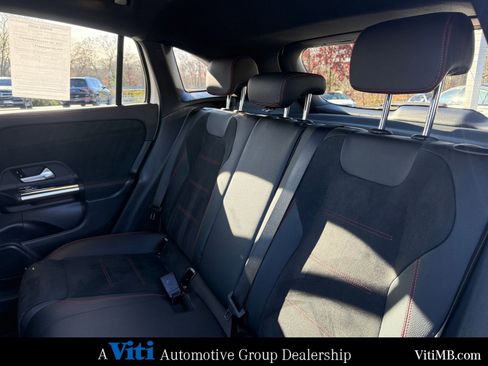 Certified 2022 Mercedes-Benz GLA 250 4MATIC image 21