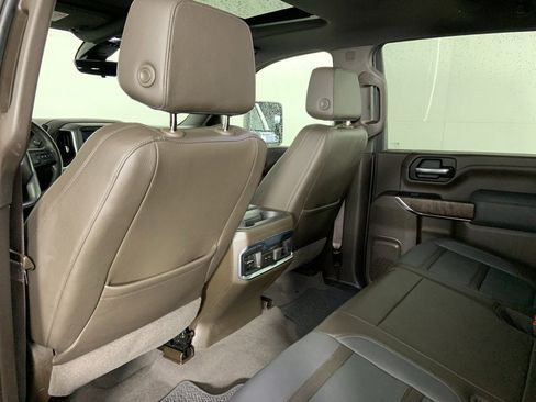 Used 2022 GMC Sierra 3500 Denali w/ Denali Ultimate Package image 32