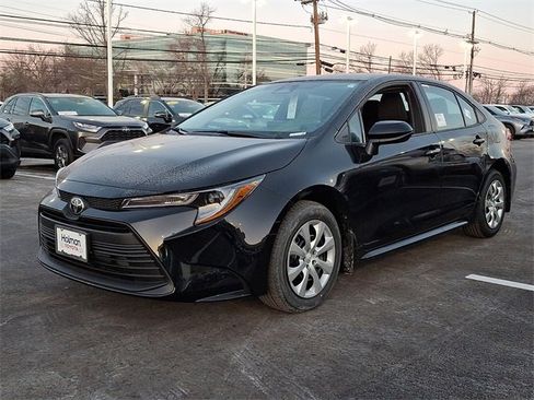 New 2026 Toyota Corolla LE image 3