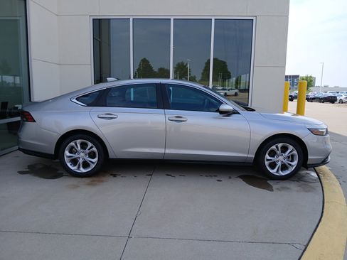 Used 2023 Honda Accord LX image 6