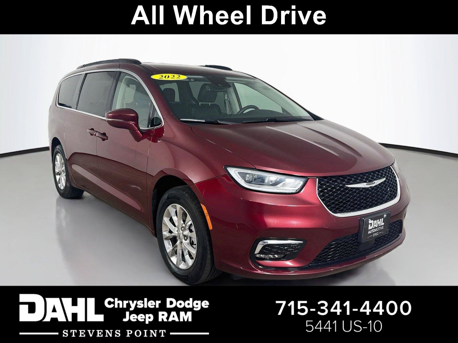 Used 2022 Chrysler Pacifica Touring-L AWD/4WD image 1