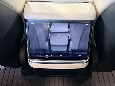 Used 2023 Tesla Model X image 29