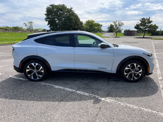 Used 2023 Ford Mustang Mach-E Premium AWD/4WD image 12