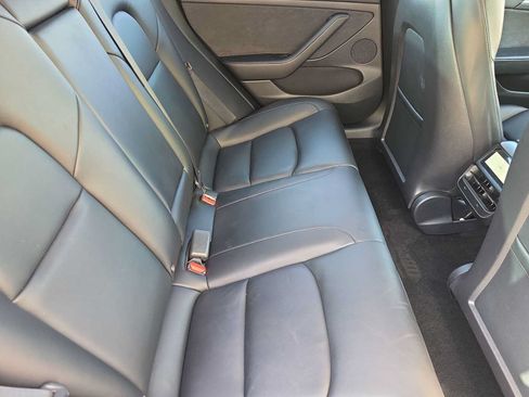 Used 2022 Tesla Model 3 Performance AWD/4WD image 17