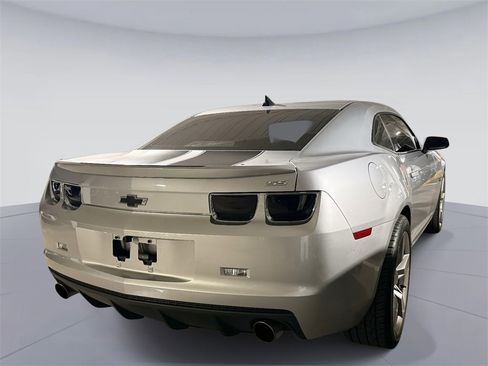 Used 2010 Chevrolet Camaro SS image 4