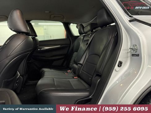 Used 2021 INFINITI QX50 Pure AWD/4WD image 32