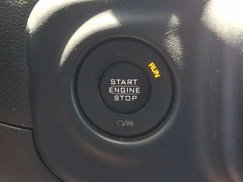 Used 2019 Jeep Wrangler Unlimited Rubicon AWD/4WD image 27