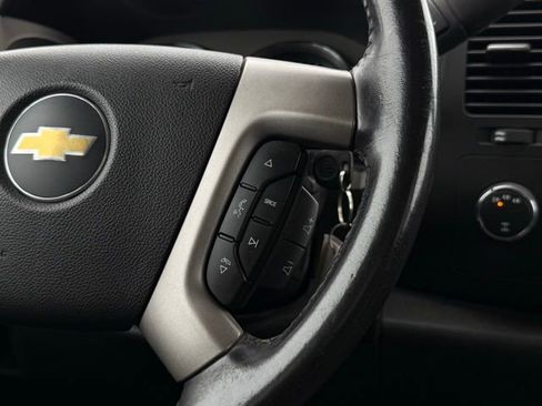 Used 2014 Chevrolet Silverado 2500 LT w/ Custom Sport Truck Package image 8