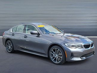 Used 2022 BMW 330i Sedan w/ Convenience Package RWD video 2