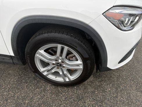 Used 2023 Mercedes-Benz GLA 250 4MATIC image 4