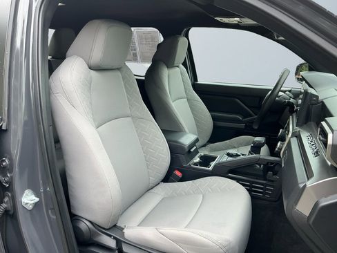 Used 2024 Toyota Tacoma SR5 AWD/4WD image 16