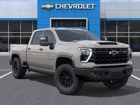 New 2026 Chevrolet Silverado 2500 ZR2 w/ ZR2 Bison Edition AWD/4WD image 7
