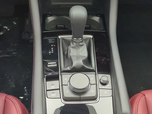 New 2025 MAZDA MAZDA3 s image 17