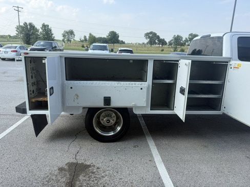 Used 2019 Ford F550 4x4 Crew Cab Super Duty image 13