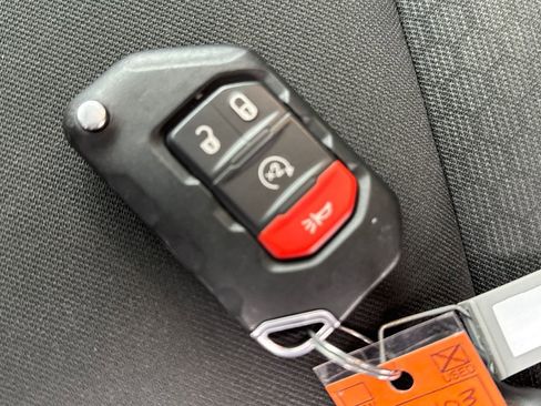 Certified 2021 Jeep Wrangler Unlimited Rubicon w/ Cold Weather Group image 38