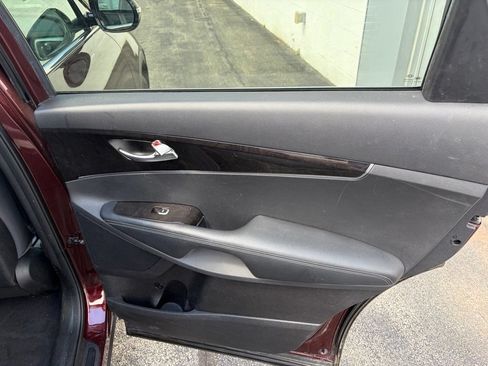 Used 2017 Kia Sorento FWD w/ LX Convenience Package image 11