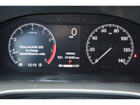 Used 2025 Honda CR-V LX image 14