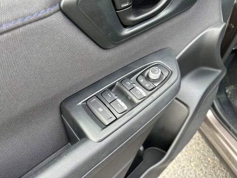 Certified 2025 Subaru Forester Premium image 15