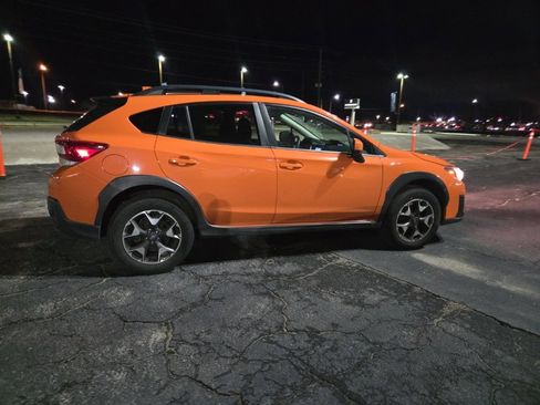 Used 2019 Subaru Crosstrek 2.0i Premium image 8