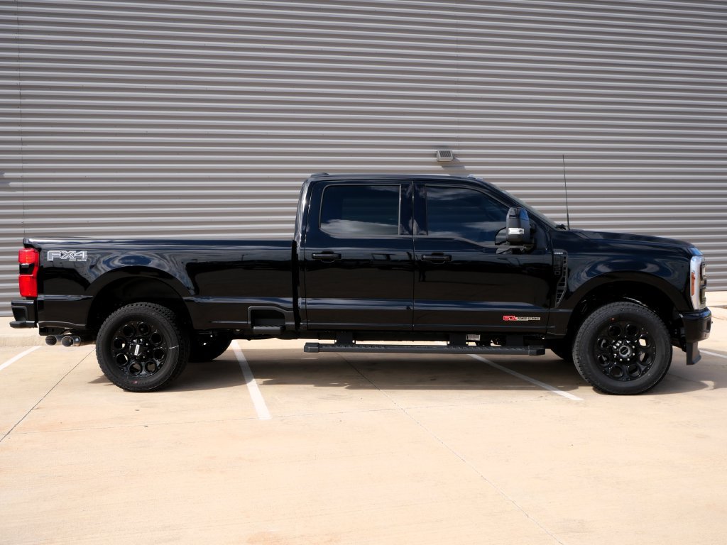 New 2026 Ford F350 Lariat w/ Black Appearance Package AWD/4WD image 2