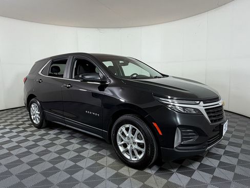 Used 2022 Chevrolet Equinox LT FWD image 1