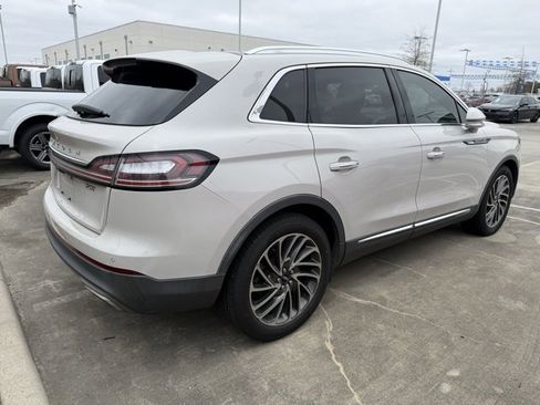 Used 2020 Lincoln Nautilus Reserve image 5