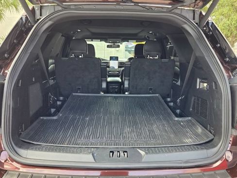 Used 2020 Ford Explorer ST w/ ST High-Performance Pack AWD/4WD image 14