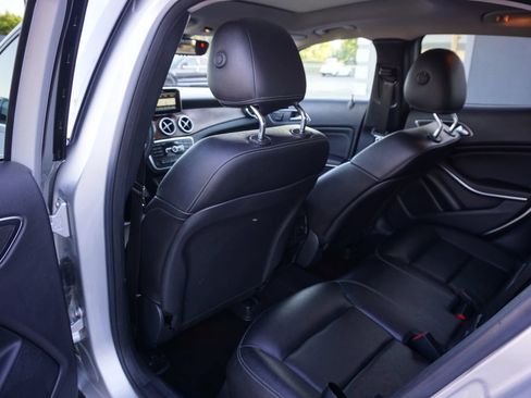 Used 2015 Mercedes-Benz GLA 250 w/ Premium Package image 14