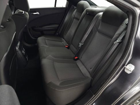 Used 2019 Dodge Charger SXT image 27