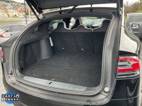 Used 2018 Tesla Model X 75D image 8