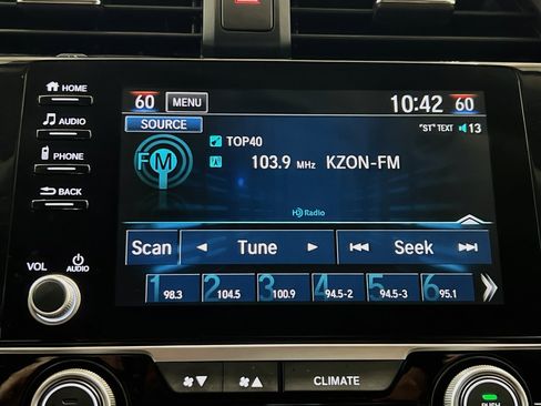 Used 2020 Honda Civic EX image 10
