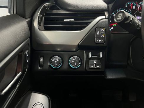 Used 2016 Chevrolet Tahoe LTZ image 27