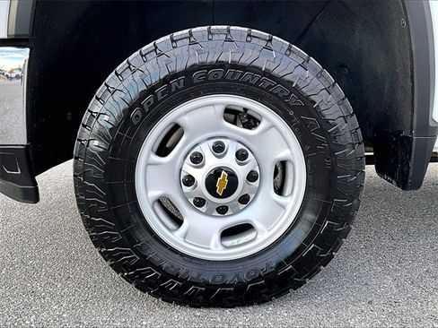 Used 2024 Chevrolet Silverado 2500 W/T w/ WT Convenience Package image 7