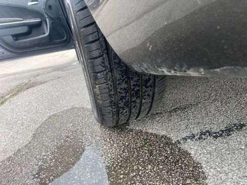 Used 2018 Dodge Charger GT image 12