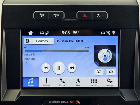 Used 2019 Ford F150 Lariat w/ Equipment Group 502A Luxury image 20