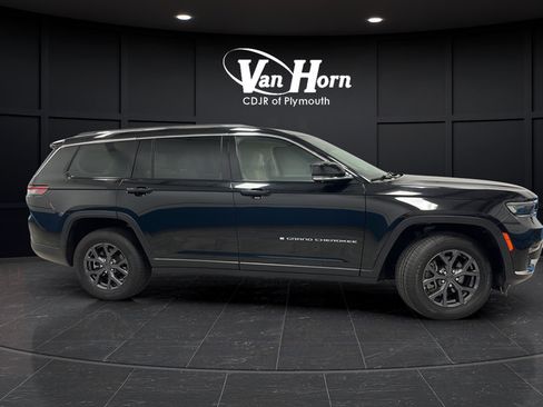 Used 2022 Jeep Grand Cherokee L Limited w/ Luxury Tech Group II AWD/4WD image 11