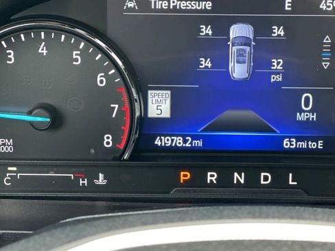 Certified 2022 Ford Explorer Limited w/ Equipment Group 301A image 27