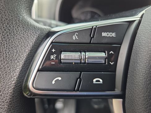 Used 2020 Kia Sportage LX FWD image 25