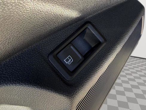 Used 2024 Volkswagen Taos S w/ MDO Package image 14